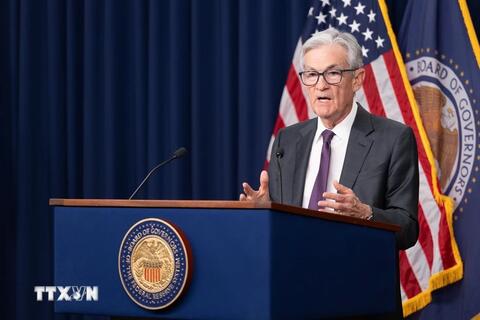 Quan điểm trái ngược của Tổng thống Mỹ Trump và Chủ tịch Fed về lãi suất