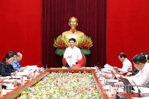 Bố trí vốn đầu tư có trọng điểm, tạo ra động lực phát triển