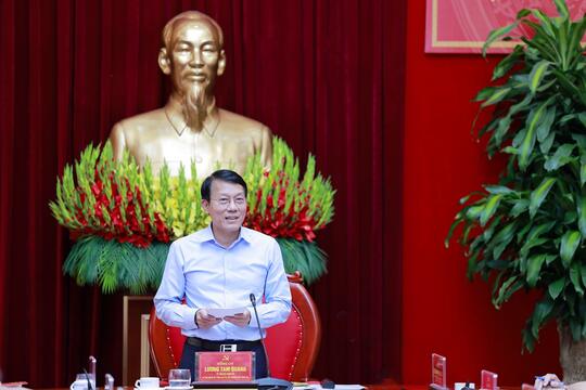 Tin nổi bật